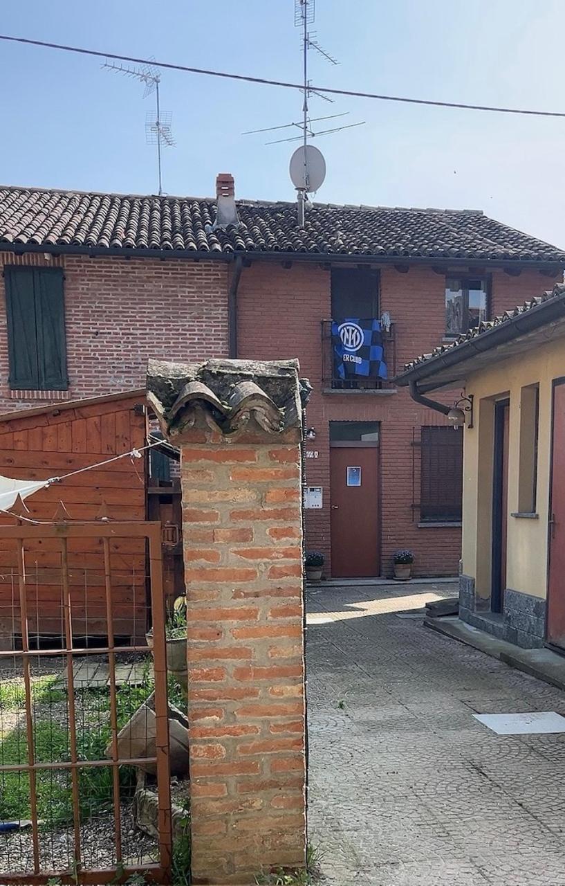 Sweet Home Aurora Trivolzio 外观 照片